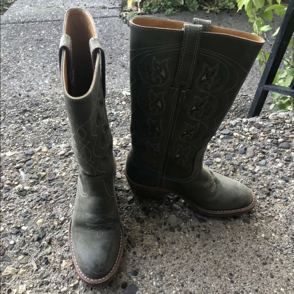 Frye Austin Flower Cut Out Olive Leather Boots - Picture 7 of 8